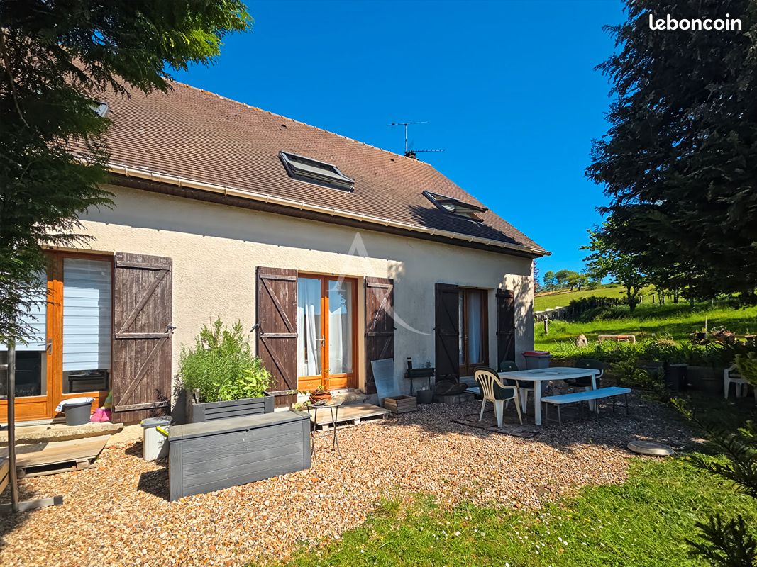 Maison 7 pièces 124 m² · à Montalet-le-Bois · 124 m² · 335 000 €