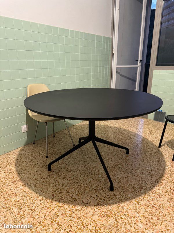 Table à manger HAY (image 6)