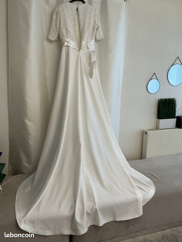 Robe de mariée vintage avec jupon et voile 38/42 (image 9)
