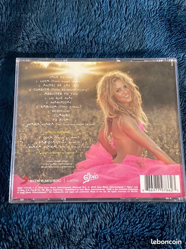 CD Shakira « Sale El sol » (image 4)