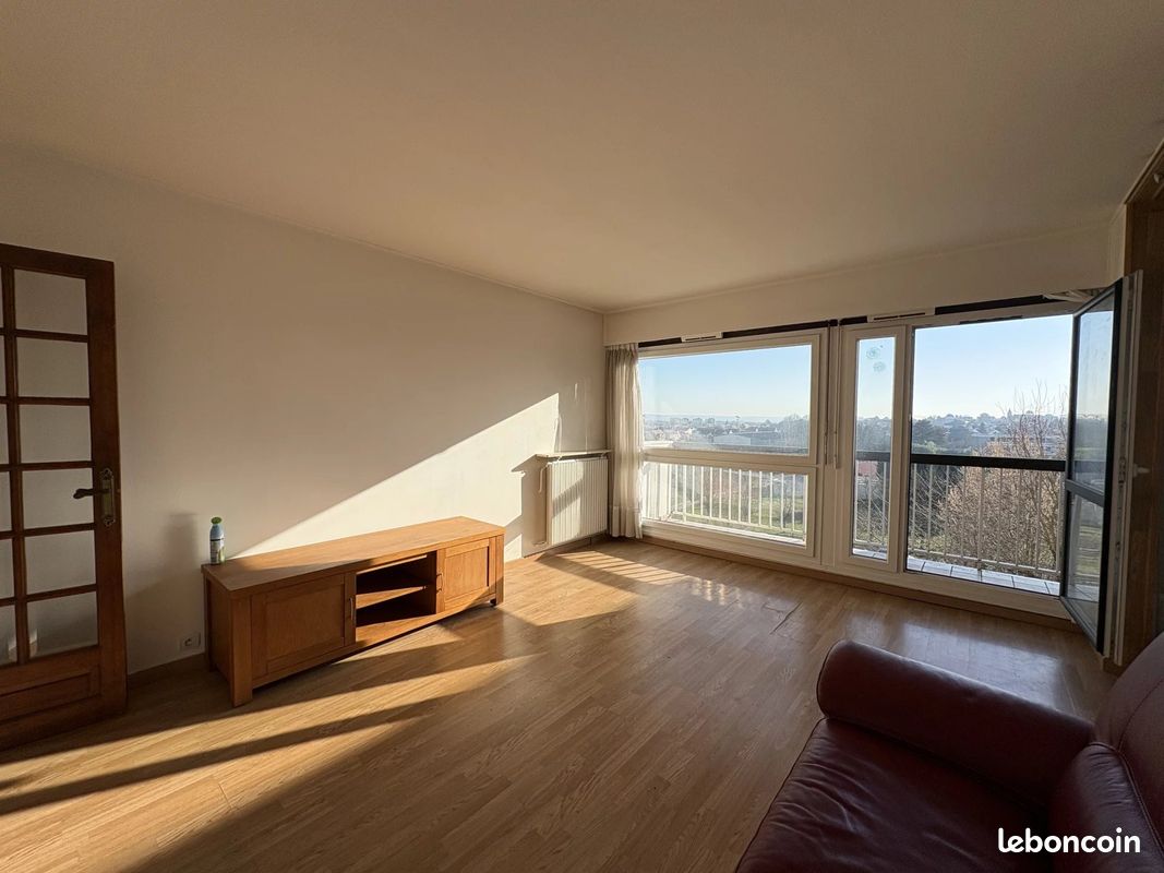 Appartement 4 pièces 74 m² · aux Clayes-sous-Bois · 74 m² · 189 000 €