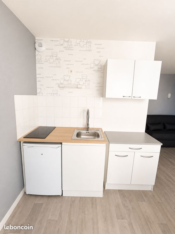 Appartement 1 pièce 24 m² · à Laval · 24 m² · 390 €