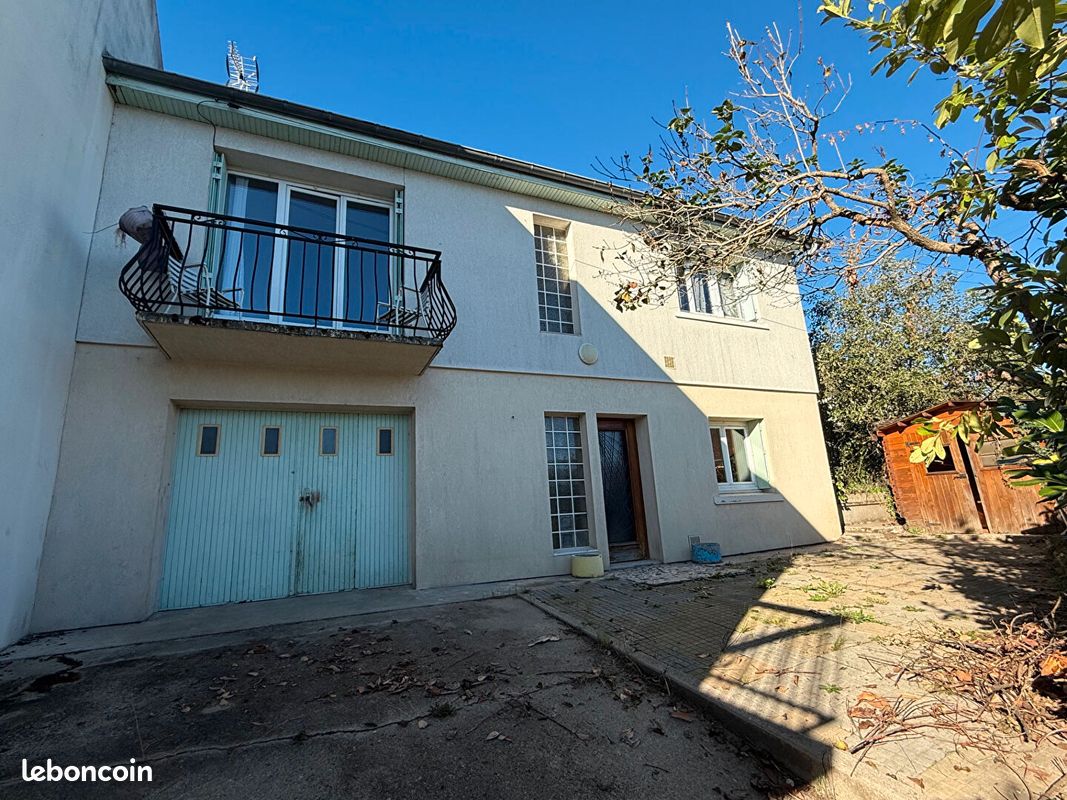 Maison 5 pièces 85 m² · à Montluçon · 85 m² · 120 000 €