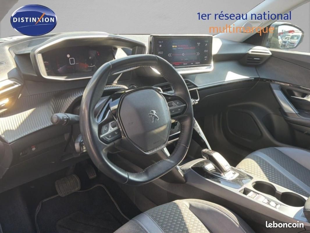 Peugeot 2008 1.2 PURETECH 130 EAT8 ALLURE (image 11)