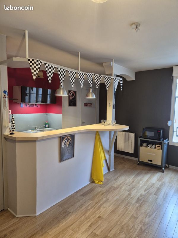 Appartement meublé 42m² – Centre Le Mans – Parking inclus – Gare 3 min (image 3)