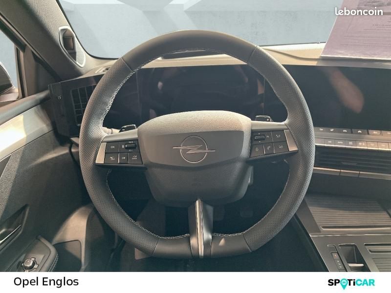Opel Astra 1.2 Turbo Hybrid 145ch Ultimate e-DCT 6 (image 9)
