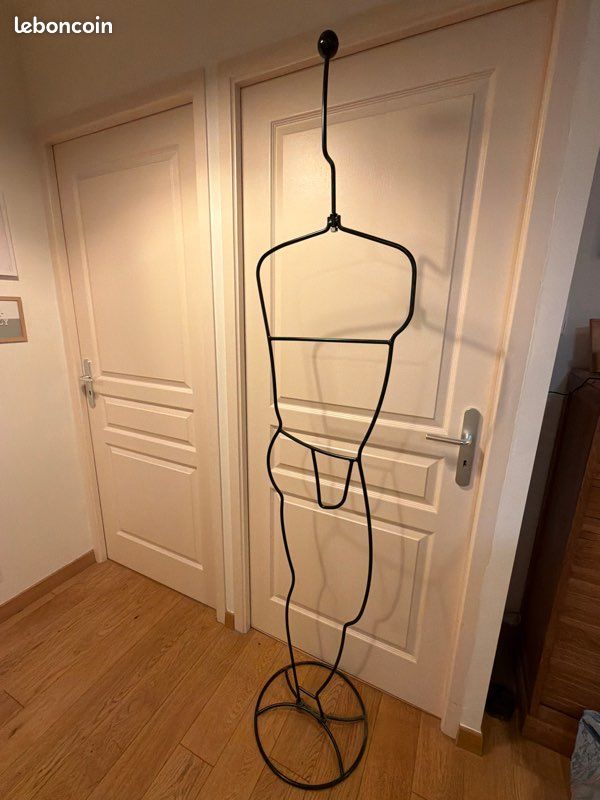 Mannequin porte habits en métal