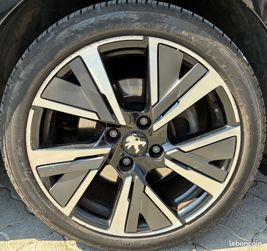 PEUGEOT 208 GENERATION-I 1.5 BLUEHDI 100ch - GT LINE - START-STOP (image 16)