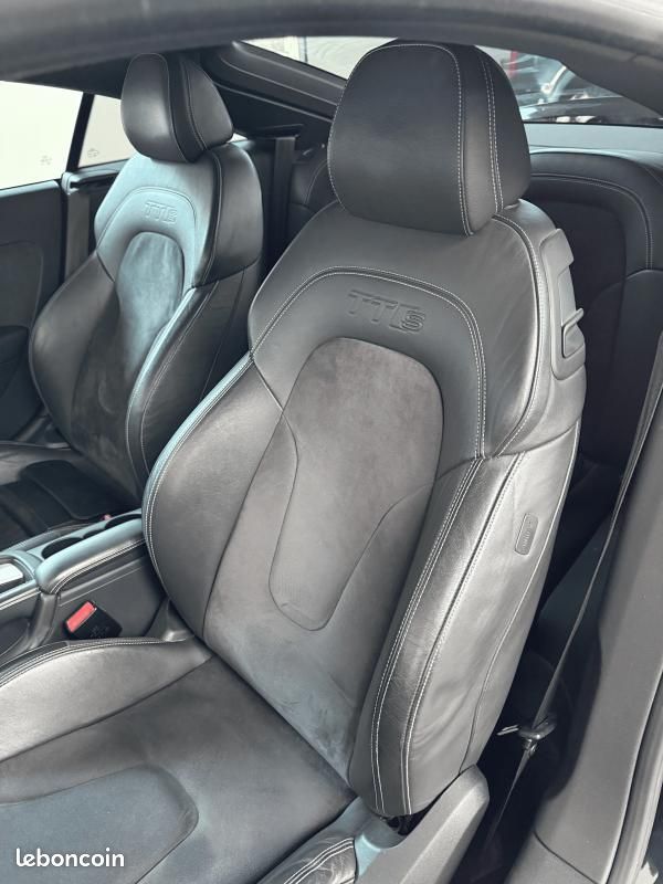 Audi TT S (image 18)
