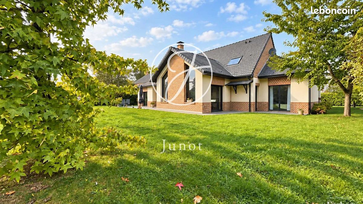 Maison 7 pièces 220 m² · à Mérignies · 220 m² · 938 000 €