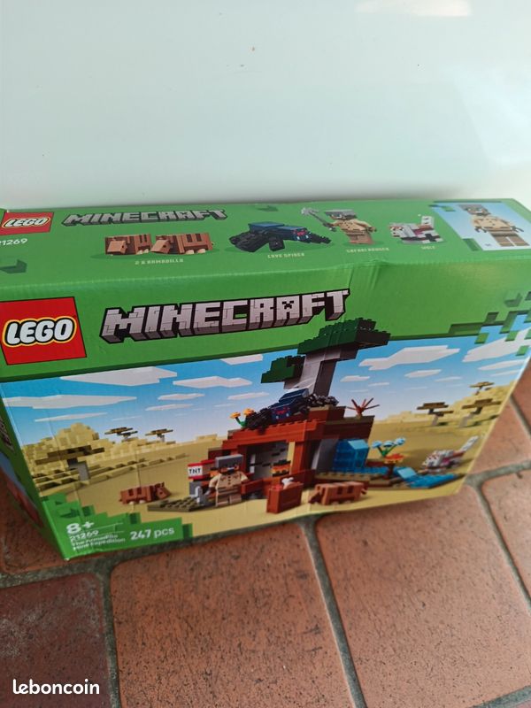 Lego Minecraft 21269 (image 4)