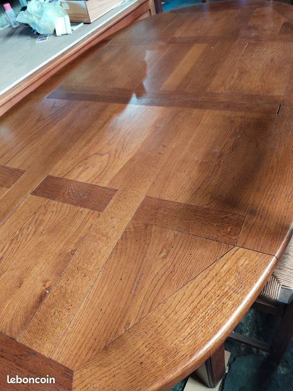 Table (image 3)