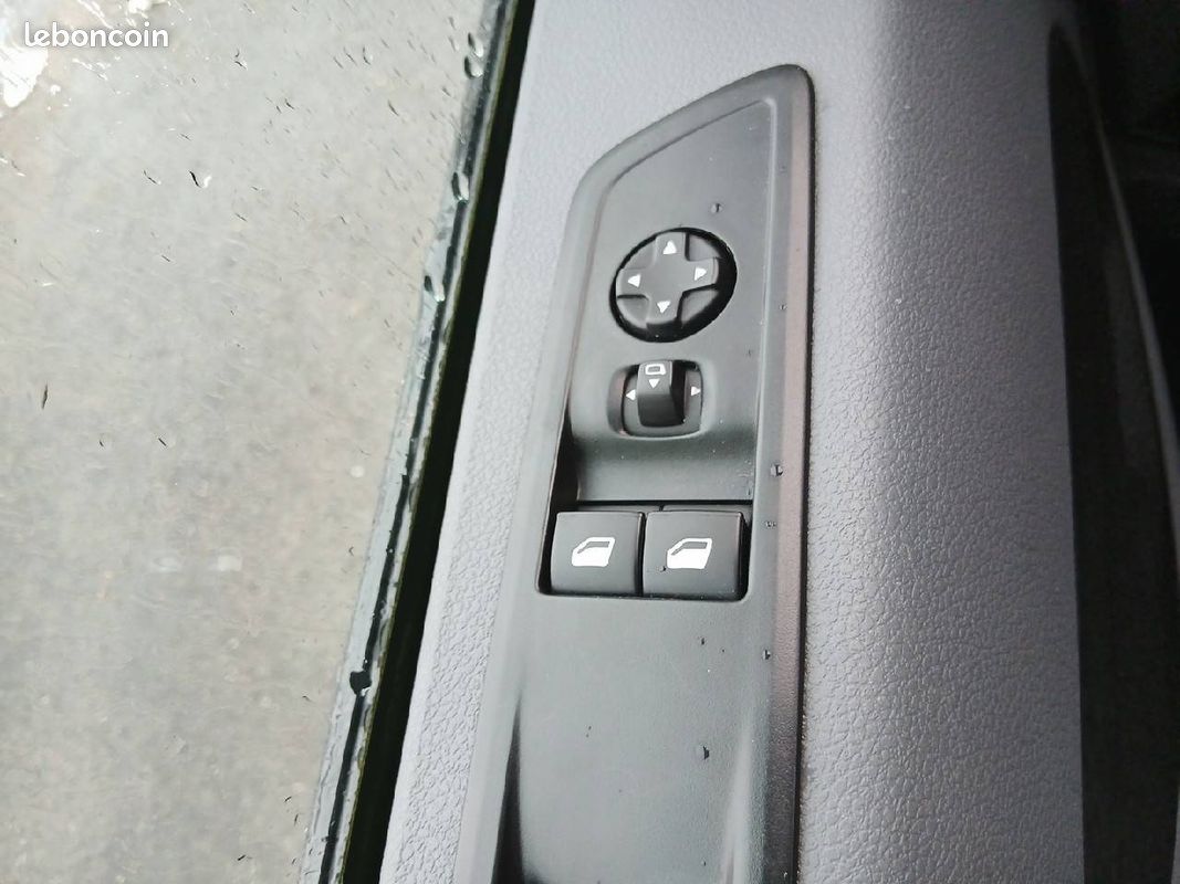 Citroen jumpy fgn xl bluehdi 145 s&s bvm6 driver (image 13)