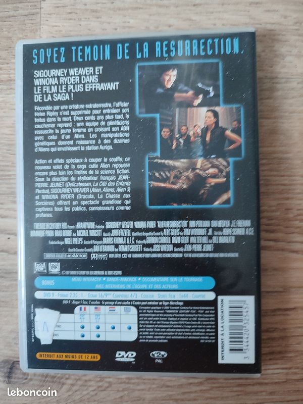 DVD Alien La résurrection (image 2)