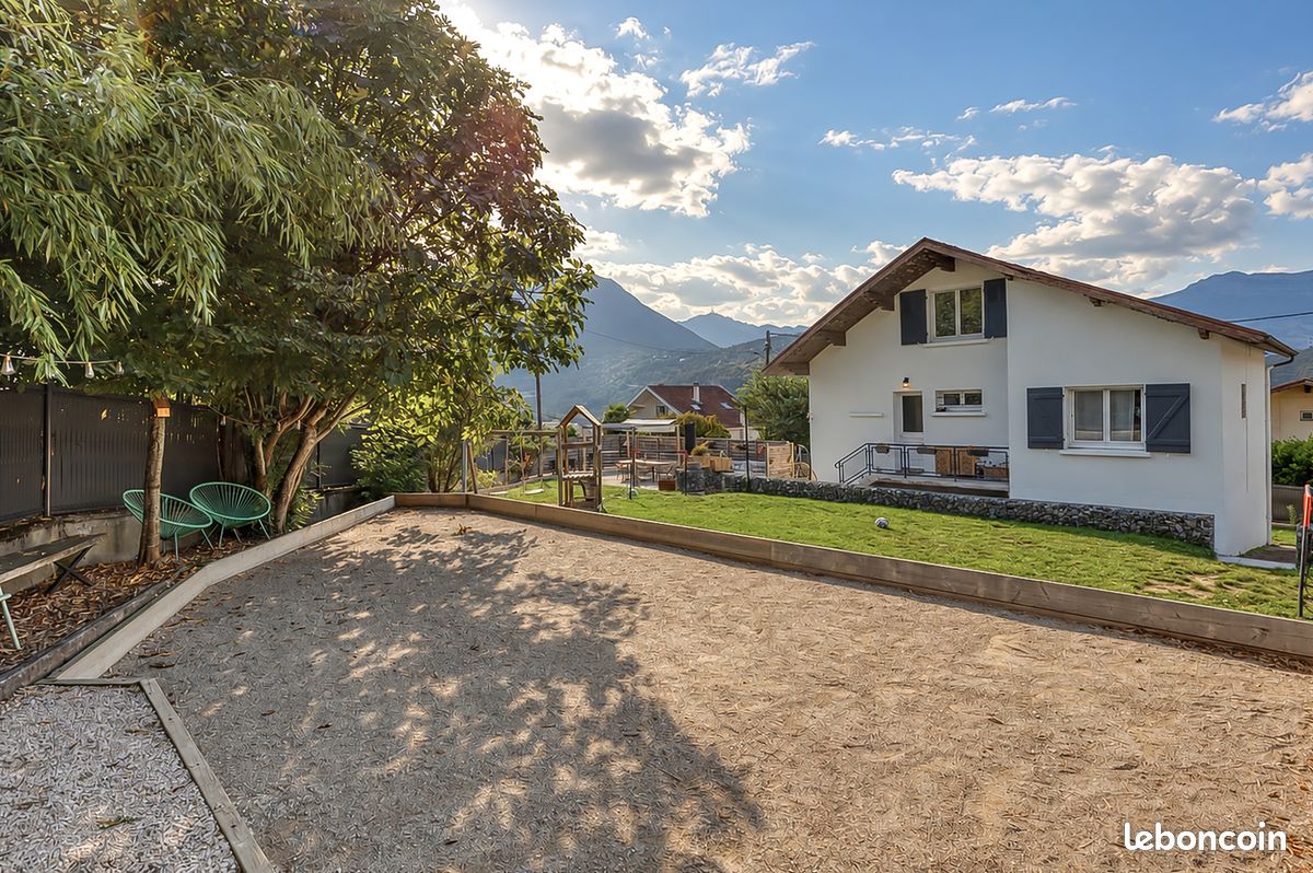 Maison 5 pièces 92 m² · à Vizille · 92 m² · 365 000 €