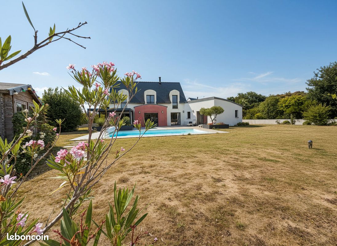 Maison 8 pièces 198 m² · à Quimperlé · 198 m² · 535 000 €