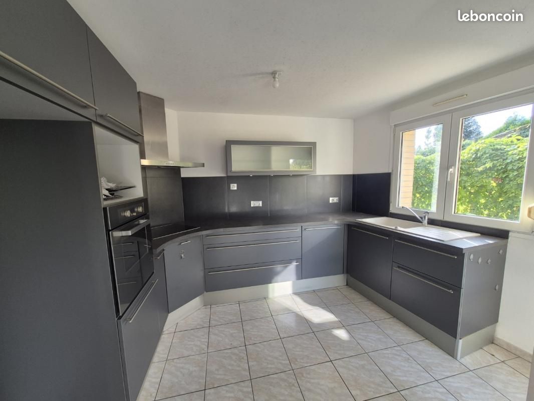 Appartement 3 pièces 73 m² · à Faches-Thumesnil · 73 m² · 828 €/mois