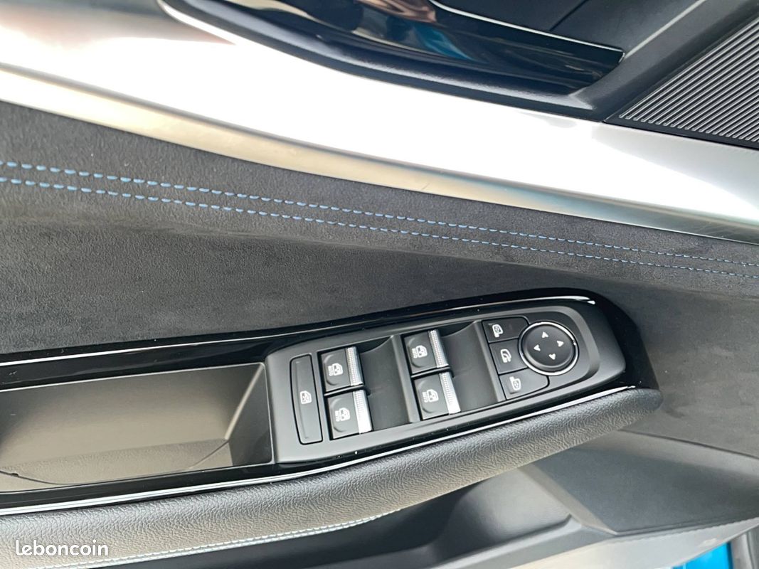 RENAULT Austral full hybrid E-Tech 200 ch Esprit Alpine (image 10)