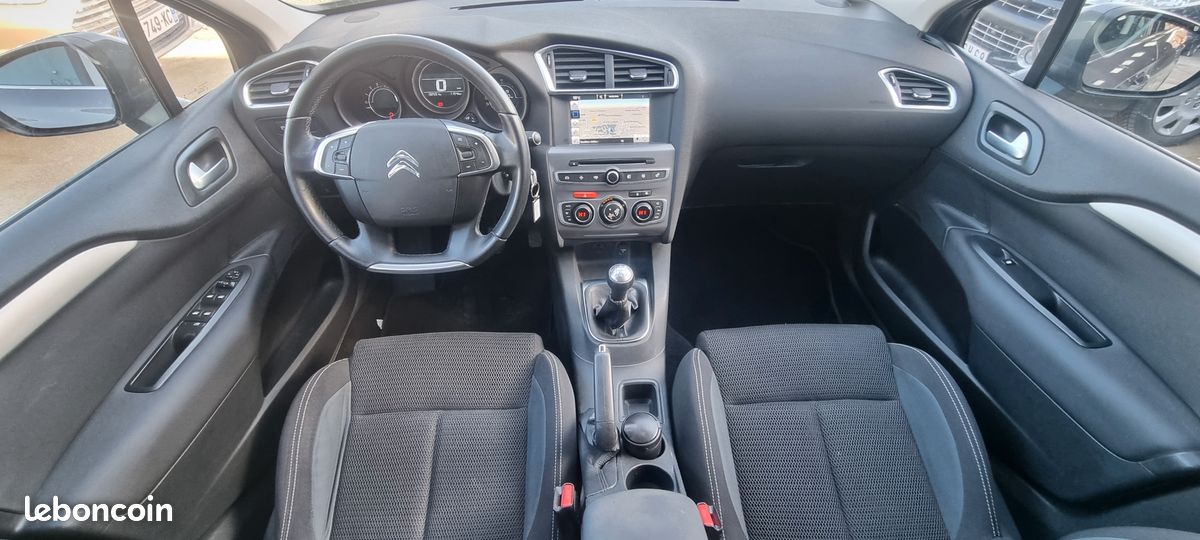Citroen c4 1.2 thp 110 garatie 1 ans (image 4)
