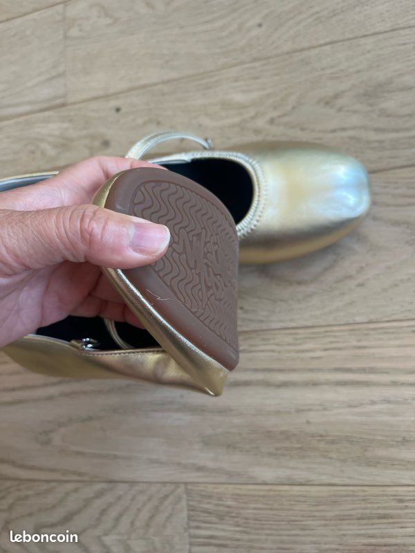 Chaussures pour femme à talon bas (image 7)