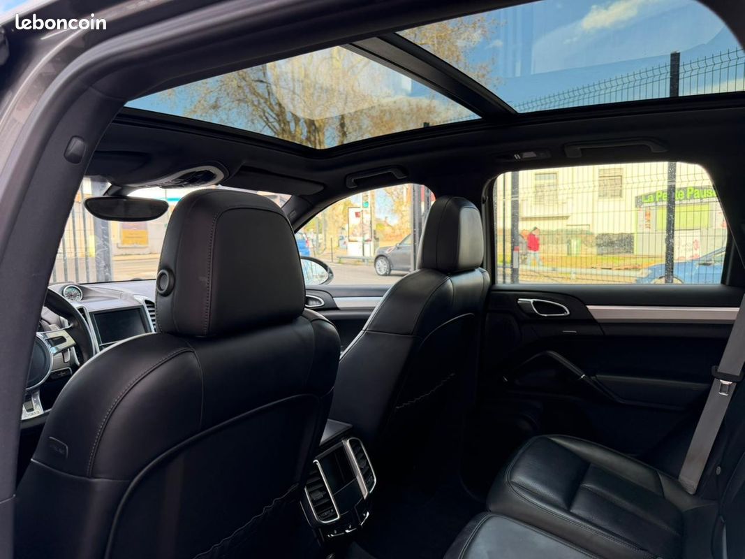 Porsche CAYENNE PORSCHE CAYENNE 4.8i V8 400 BVA Tiptronic S (image 18)