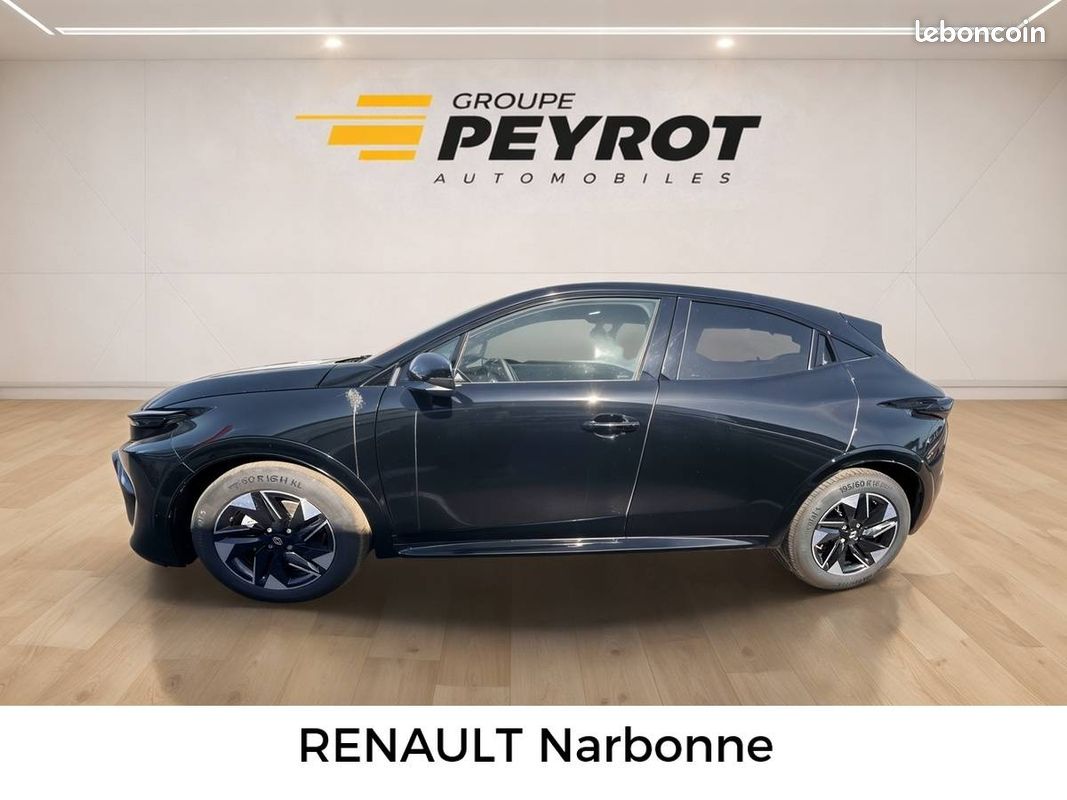 RENAULT Clio E-Tech full hybrid 160 ch Techno (image 3)