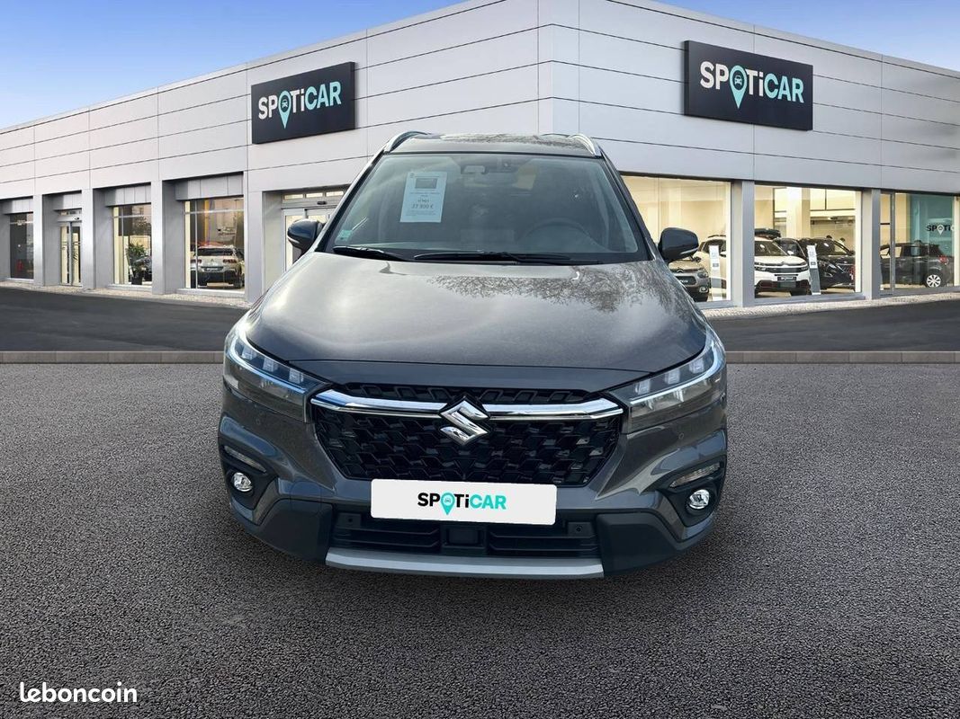 SUZUKI S-Cross 1.5 Dualjet Hybrid Auto Privilège (image 2)