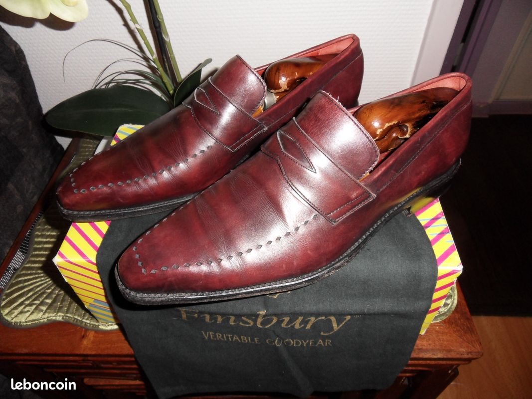 FINSBURY modèle CHAPLIN BORDEAUX TAILLE SOIT 39 FIN Chaussures