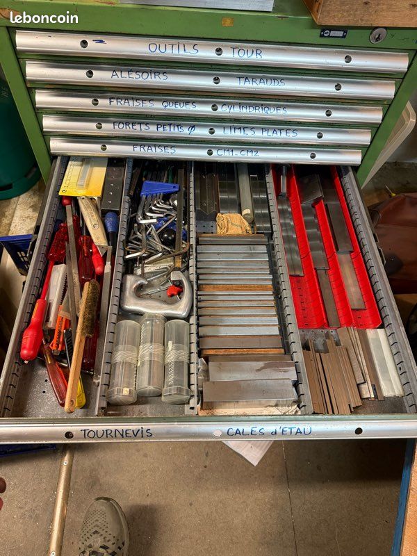 Atelier d’usinage complet – Tour Schaublin 102 + Fraiseuse + Très gros lot d’outillage (image 9)