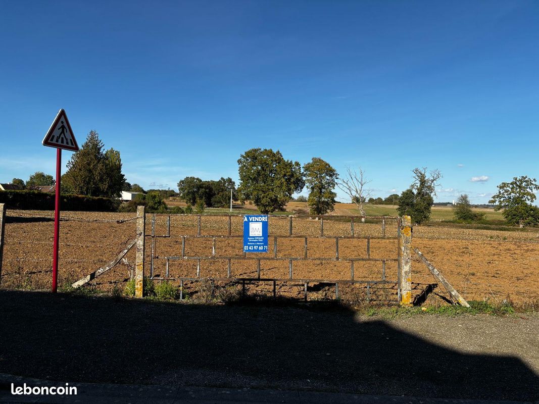 Terrain 500 m² · à Saint-Calez-en-Saosnois · 500 m² · 16 200 €