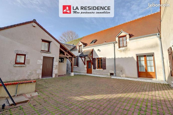 Maison 8 pièces 246 m²