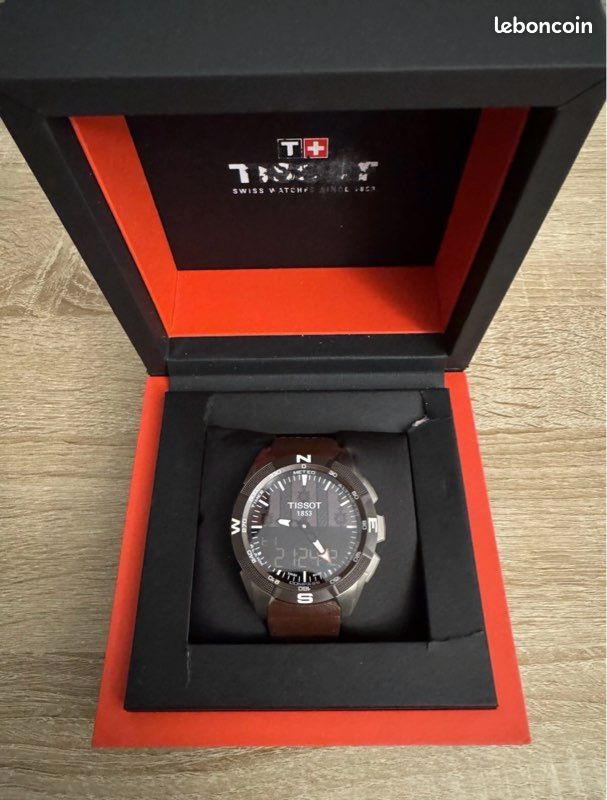 Montre Tissot T-Touch Expert Solar / Swiss Edition / T1104204605100 (image 1)