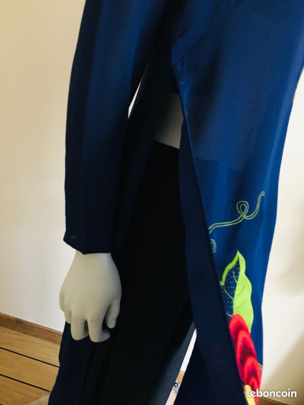 T 38 Magnifique et elegante cheongsam et qipao robe longue brodée asiatique avec pantalon neuve (image 10)
