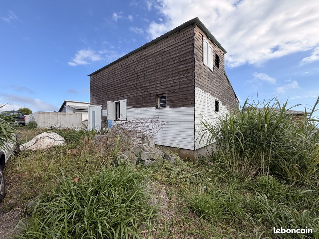 Maison 4 pièces 90 m² · à Saint-Pierre · 90 m² · 165 000 €