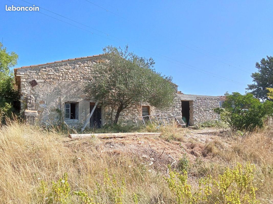 Maison 2 pièces 47 m² · à Saint-Hippolyte-du-Fort · 47 m² · 38 000 €