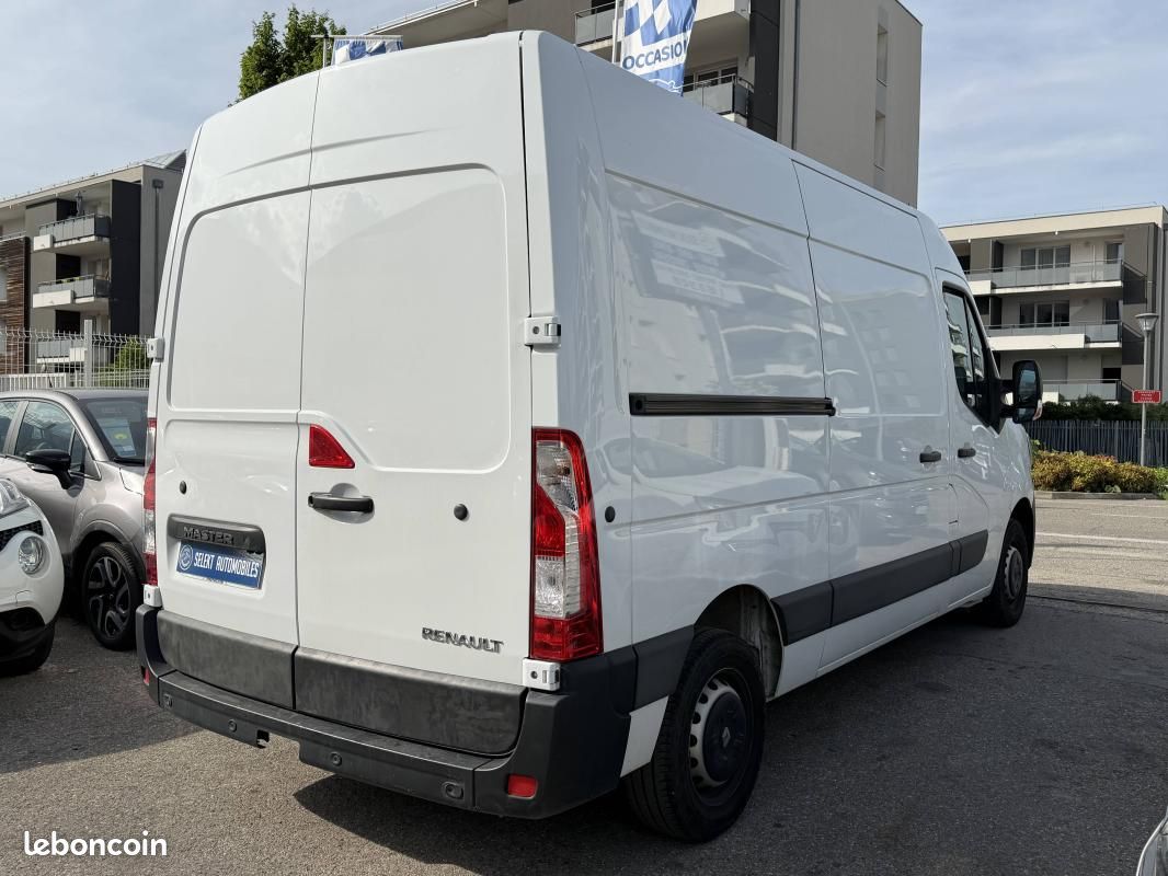 Renault Master III PHASE 3 L2H2 2.3 DCI 16V 136 CH 1ERE MAIN (image 8)