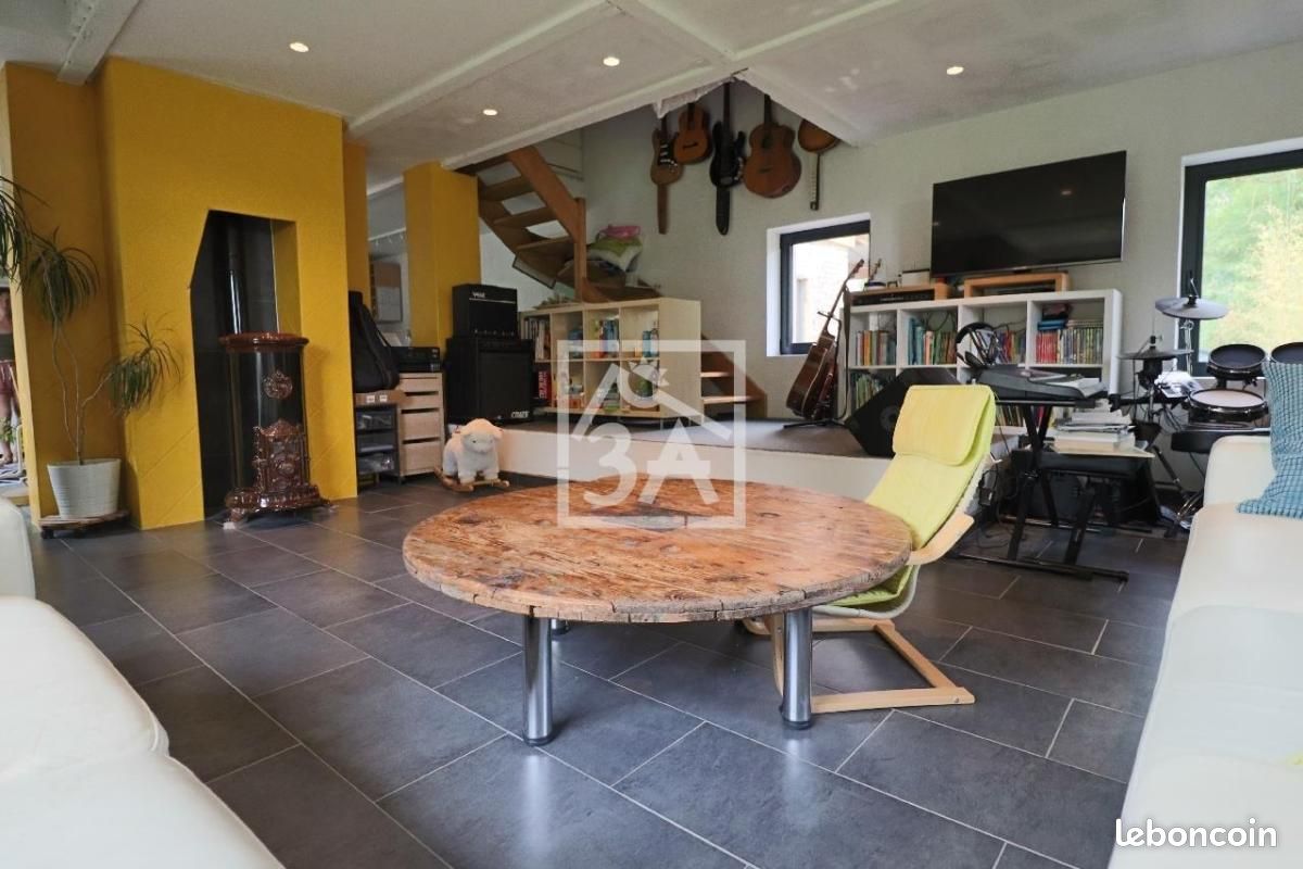 Maison 7 pièces 115 m² · à Oudezeele · 115 m² · 449 900 €