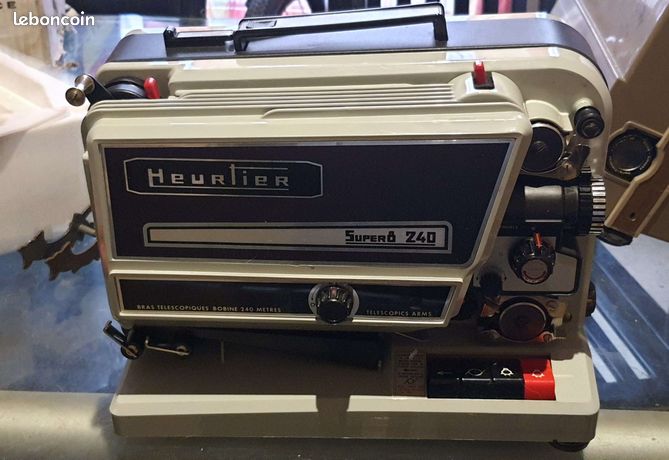 Projecteur Heurtier Super 8 Z40 – Avec boîte d'origine - Collection
