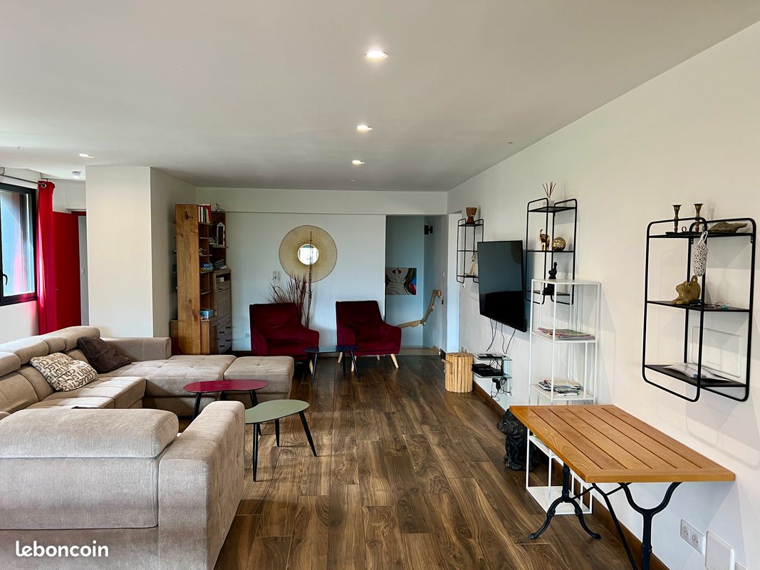Appartement 7 pièces 182 m² · à Ax-les-Thermes · 182 m² · 576 000 €