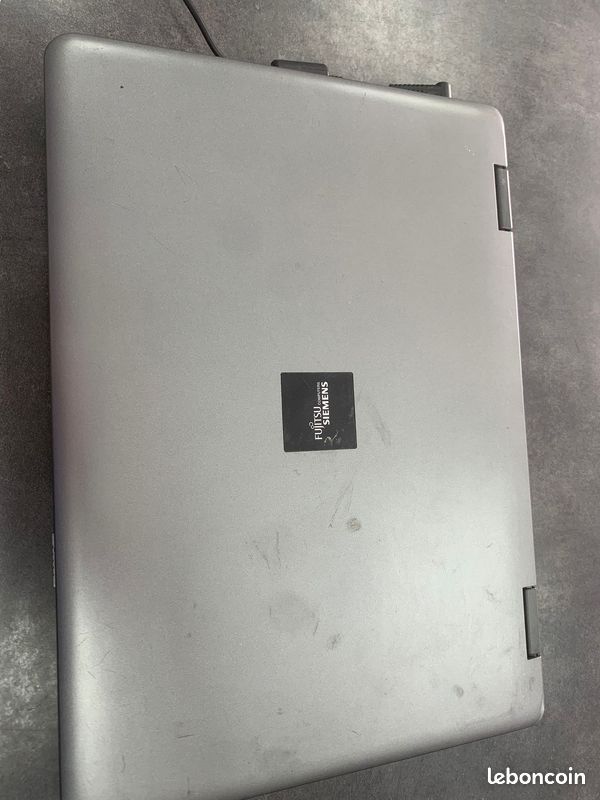 Pc portable fujitsu esprimo v5505 (image 2)