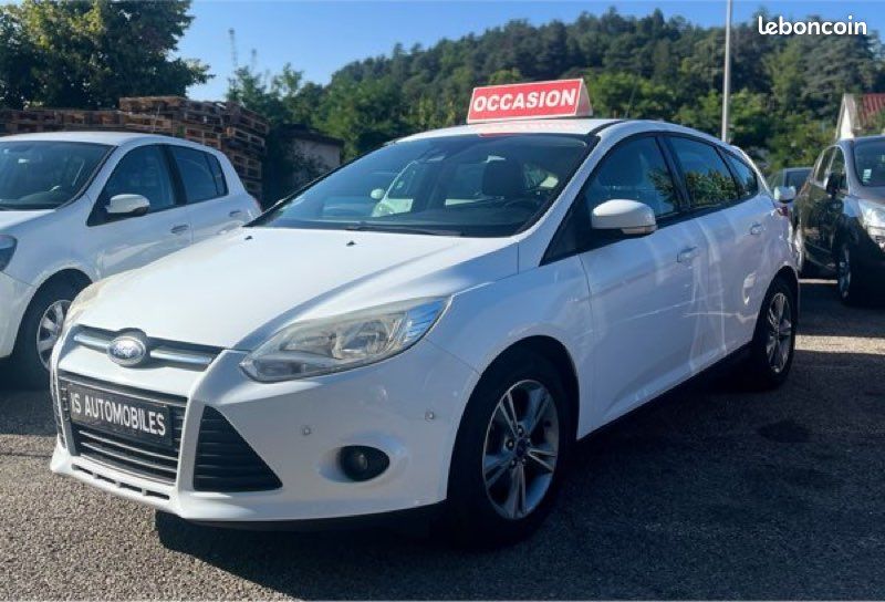 FORD FOCUS 1.0 SCTI 125ch Trend Distribution à jour (image 3)