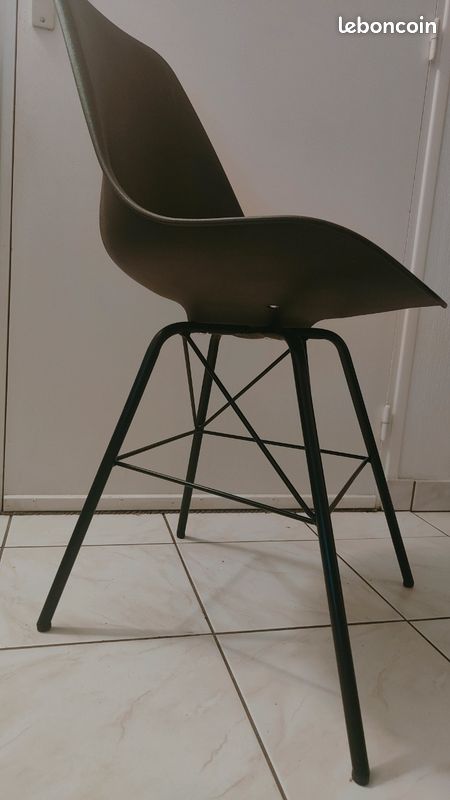 Chaises (image 1)
