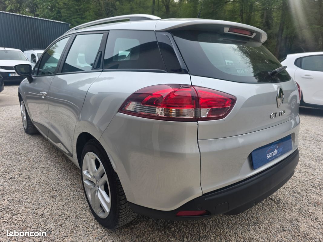 đrenault clio iv estate 1.5 dci 75 ch business bvm5 đ1ere main - sans ad blue - entretien constructeur (image 4)