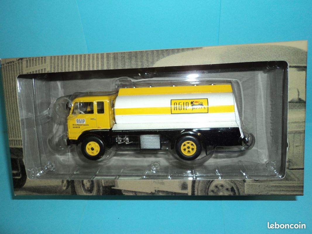 IXO Altaya 1:43 - Model Truck - Volvo F89 Transport D'Ovins Du Larzac Exceptional Trucks
