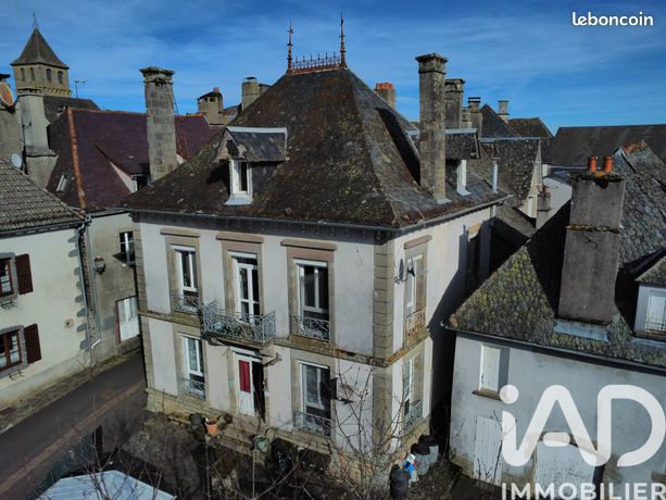 Maison 7 pièces 224 m²