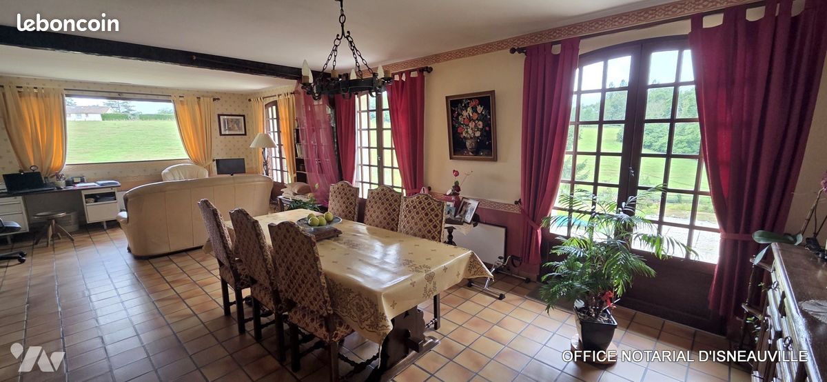 Maison 7 pièces 154 m² · à Houppeville · 154 m² · 311 850 €