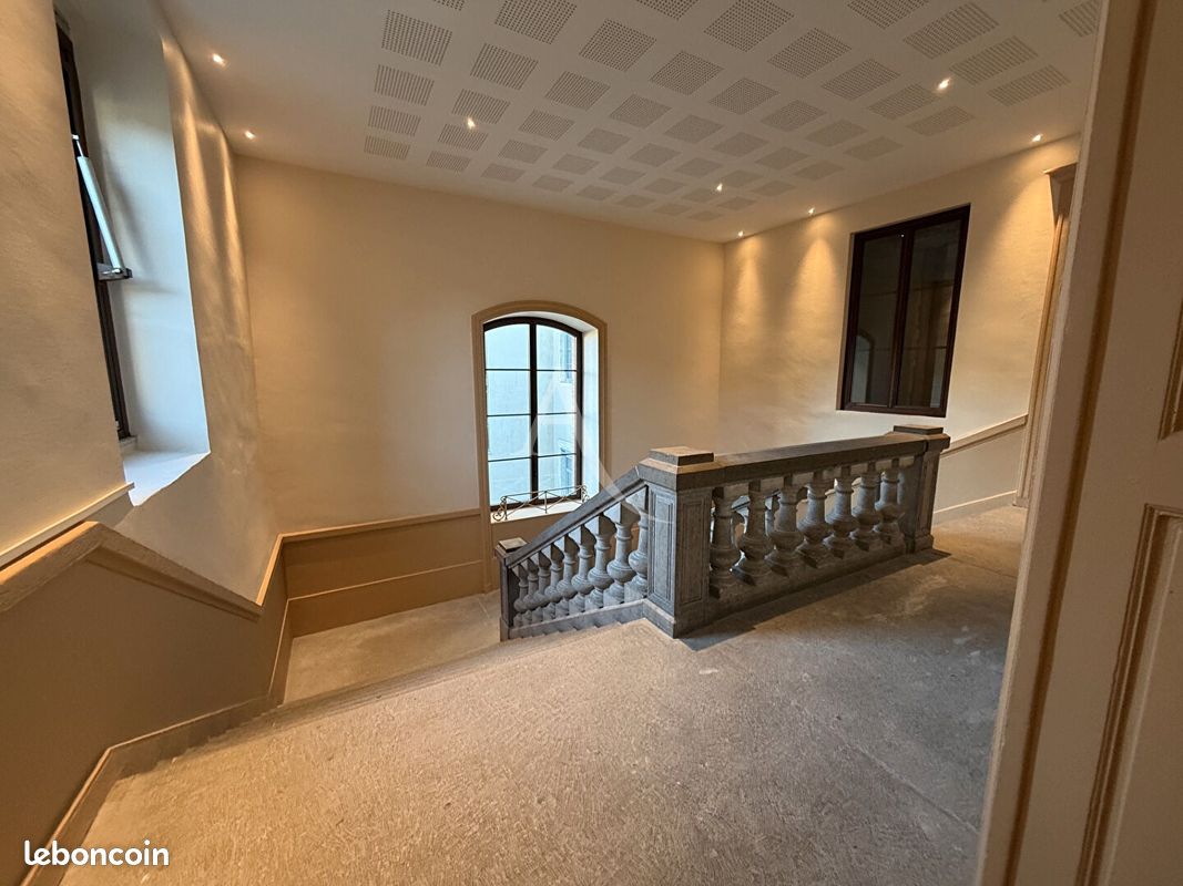 Appartement 4 pièces 109 m² · à Bourg-en-Bresse · 109 m² · 480 000 €