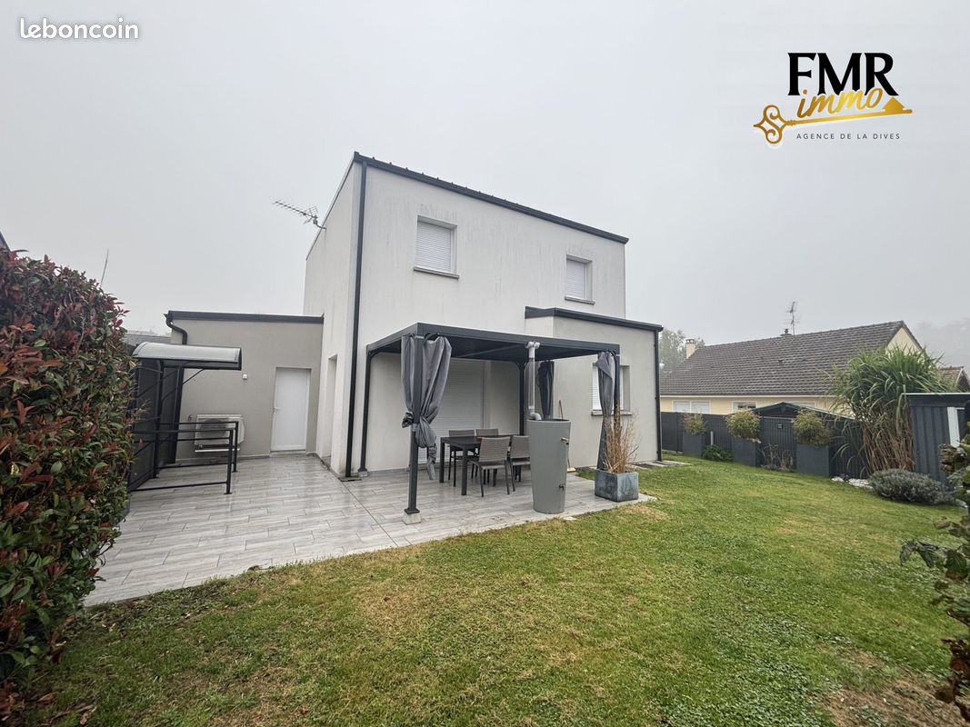 Maison 5 pièces 108 m² · à Saint-Martin-de-la-Lieue · 108 m² · 298 000 €