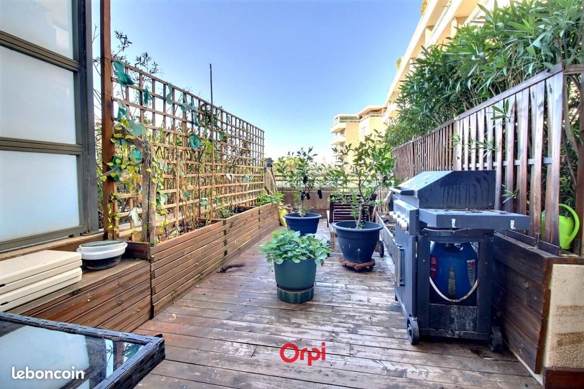 Appartement 1 pièce 48 m² · à Marseille · 48 m² · 286 000 €