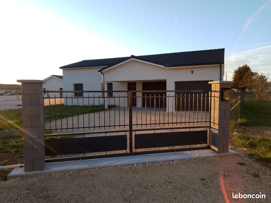 Maison 5 pièces 105 m² · à Montayral · 105 m² · 990 €/mois